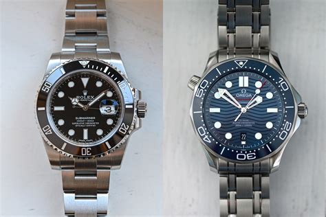 rolex vs omega watch movement|Rolex submariner vs omega speedmaster.